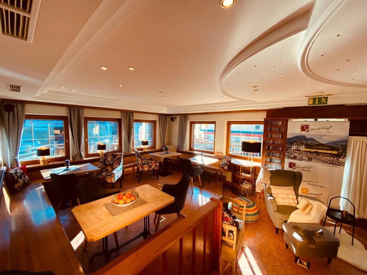 Hotel Standlhof Zillertal อูแดร์นส์ ภายนอก รูปภาพ