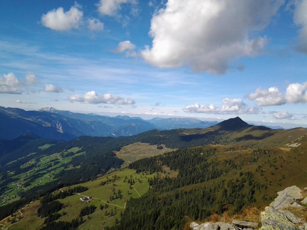 Hotel Standlhof Zillertal อูแดร์นส์ ภายนอก รูปภาพ